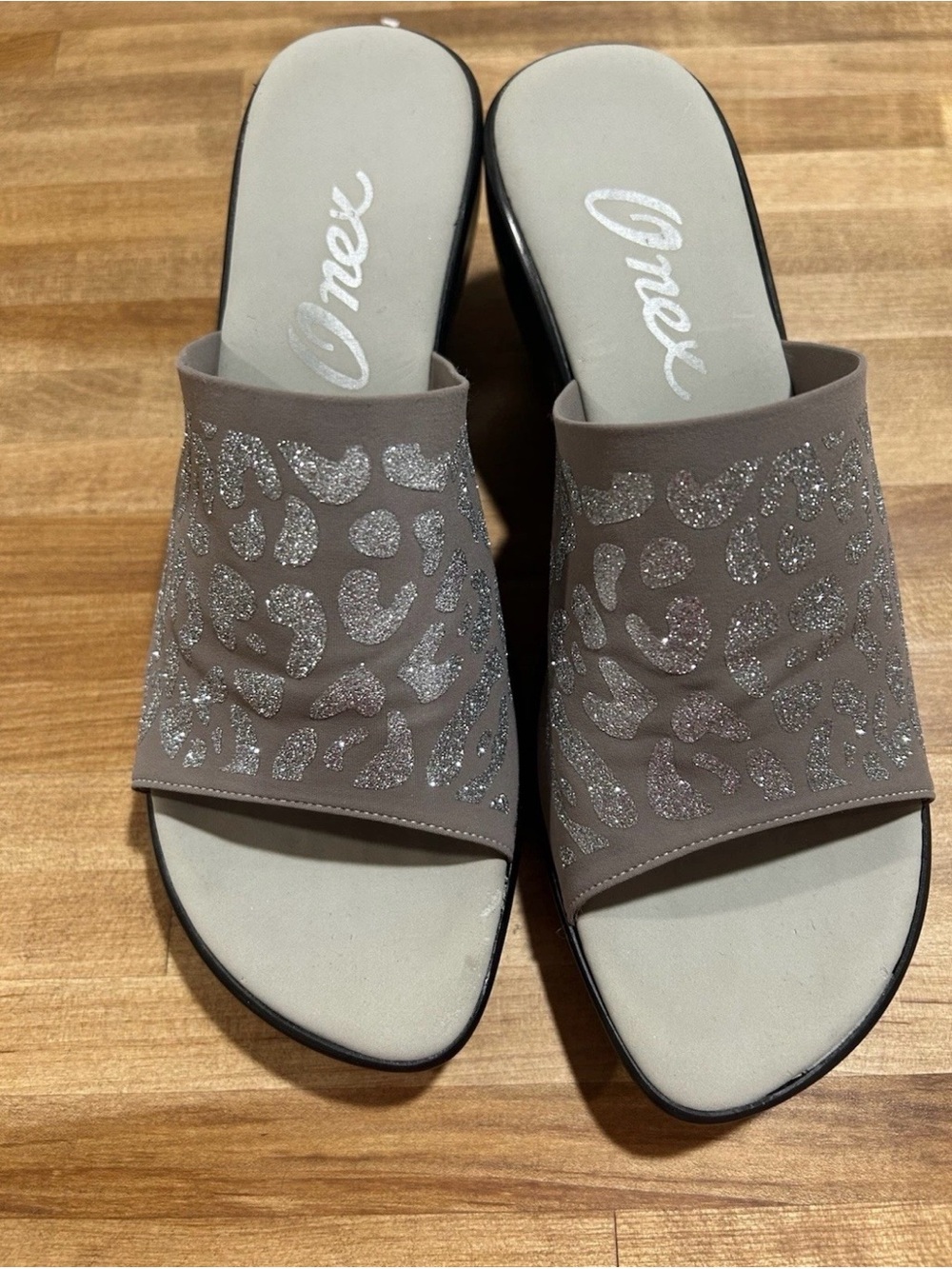 Onex Taupe Slide Mules w/ Silver Glitter Leopard Accents Onex 10 - like US 8/8.5